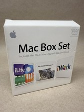 Apple Mac Box Set - OSX Snow Leopard, iWork Version 9.03 iLife Version 11