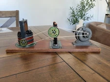 Vintage 1910s J.L. HESS Crank Wind Friction Motor Dynamobil German Tin Toy 