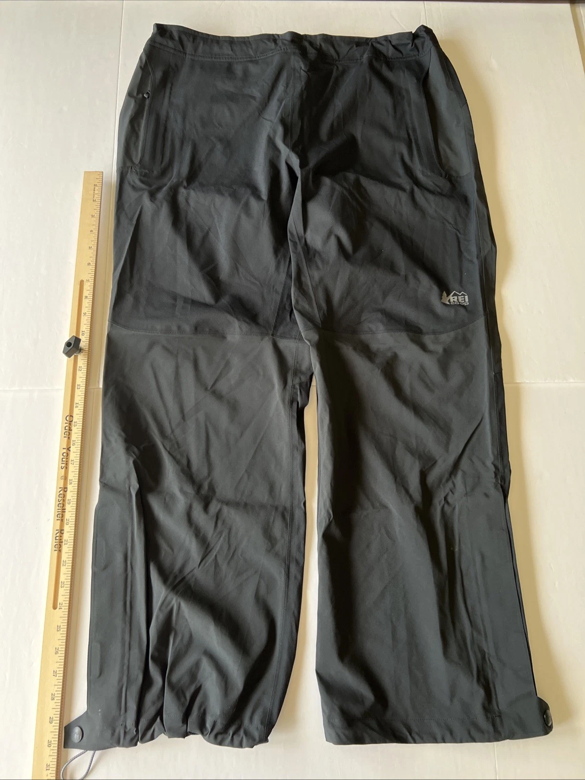 REI Co-Op E1 Elements Rain Pants Men's XL Black Light Windbreaker Packable 30"