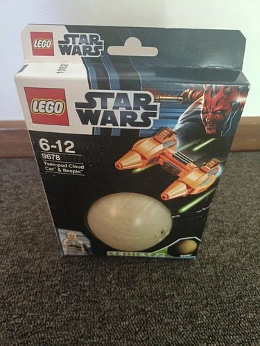 LEGO Star Wars: Twin-Pod Cloud Car & Bespin (9678)