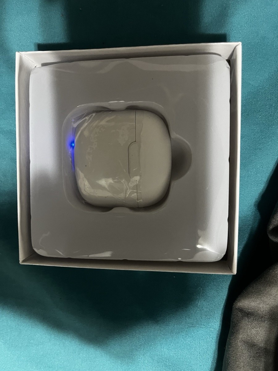 Apple AirPods 3rd Generation Wireless In-Ear Headset - White Apple AirPods 3rd Generation Wireless In-Ear Headset - White