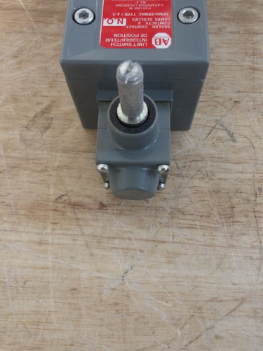 ALLEN BRADLEY 802XR-L1F7 A INTERRUPTEUR END SWITCH, #3201035G NEU - Bild 4 von 6