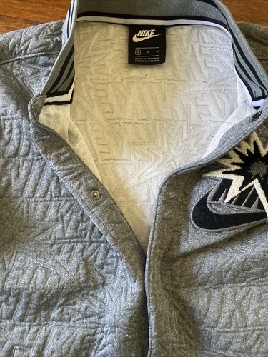 NIKE Varsity Jacket Knit Embroidered Body Gray w Black Sleeves Snap Up Youth XL - Picture 8 of 14