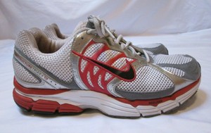 nike zoom structure triax