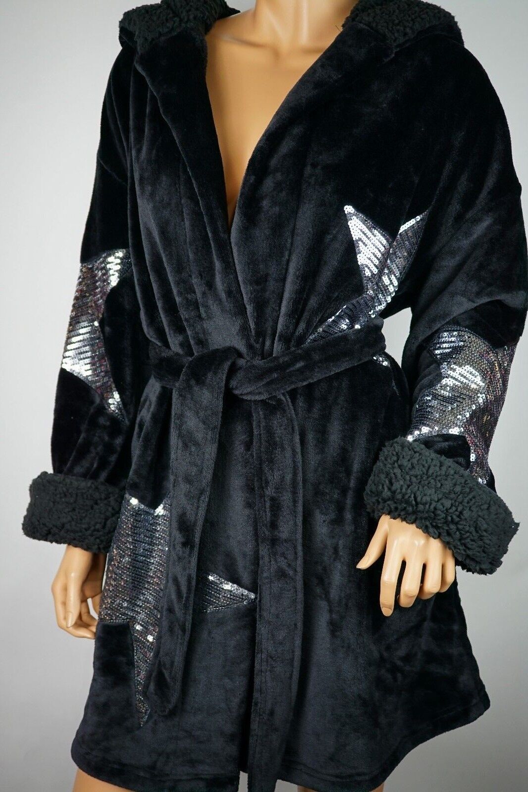 VICTORIA'S SECRET PINK HOLIDAY SHERPA SILVER BLING SPA FLEECE SOFT PLUSH ROBE image 3