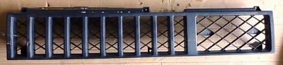 TOYOTA CARIB AL-25 AVII WAGON 4WD MODEL 1982 1990 FRONT RADIATOR GRILLE MASK 