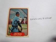 1982 Fleer Jody Davis Signed Baseball Card 
