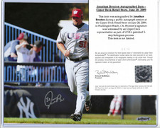Dodgers ~ Jonathan Broxton ~ Signed 8x10 Team USA Baseball Photo (UDA COA) Reds