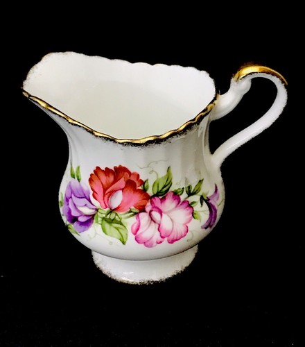 Paragon Creamer Bone China Made in England Vintage - Picture 2 of 11