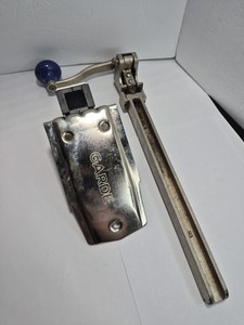 Edlund Industrial Can Opener Size No.2- W/ Garde Holder -