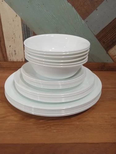 Vintage Corning Corelle WINTER FROST WHITE 24pc Dinnerware Set (Service for 6)