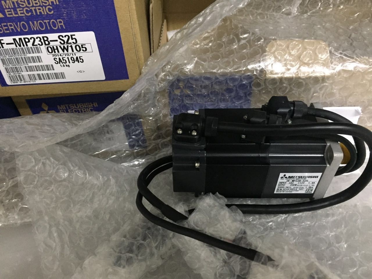 AC SERVO MOTOR HF-MP23B-S25 NEW ORIGINAL FREE EXPEDITED SHIPPING *yt