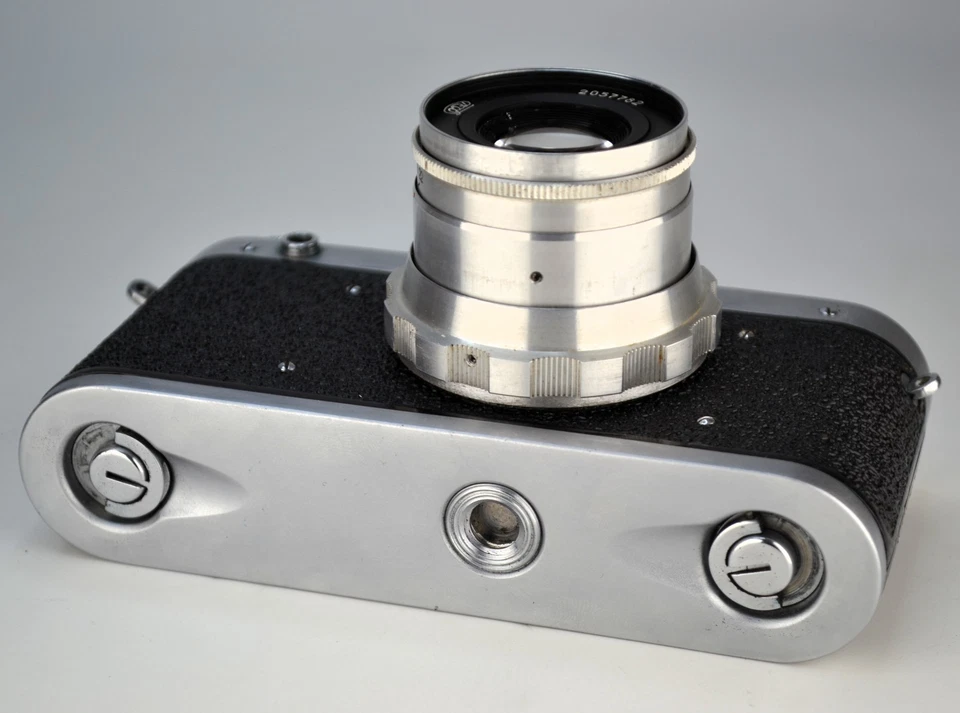 FULLY SERVICED! SOVIET USSR "FED ZARIA" camera + INDUSTAR-26m lens M39 f2.8/50 - Image 4 of 4