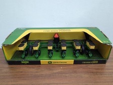 1/16 Ertl Farm Toy John Deere 1700 Rigid Planter Tractor Implement #2