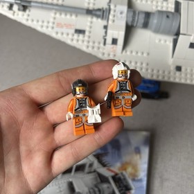 LEGO Star Wars: UCS Snowspeeder 75144 Retired Set 100% Complete w/minifigures