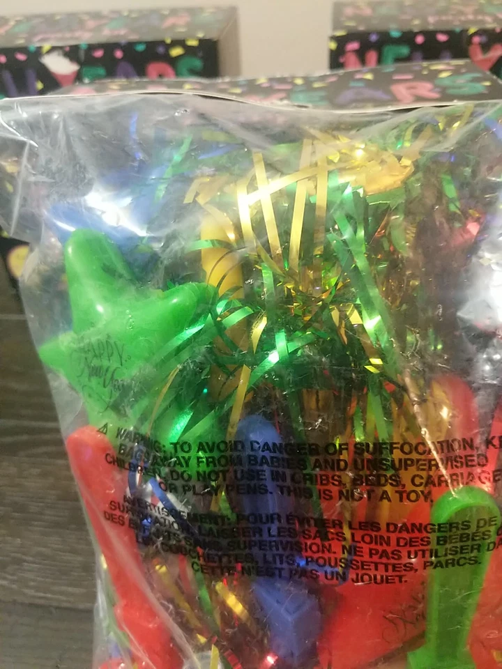 New Years Eve Party Kit Supplies for 30 people with 40 additional noise makers!! - Image 4 of 4