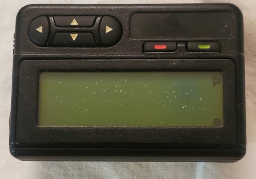 Vintage Motorola Advisor Pager Beeper ( FREE SHIPPING IN USA)