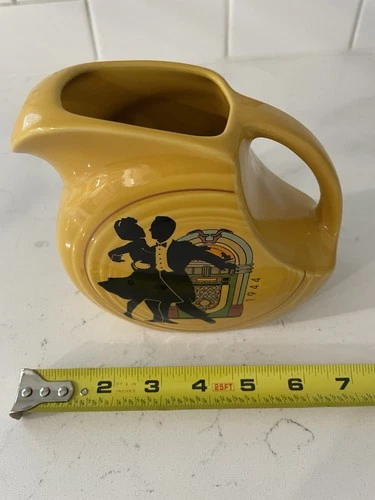 Fiesta HLCCA Exclusive 1944 Big Band Juice Pitcher, Marigold Dancing Lady Mini - Thumbnail 3