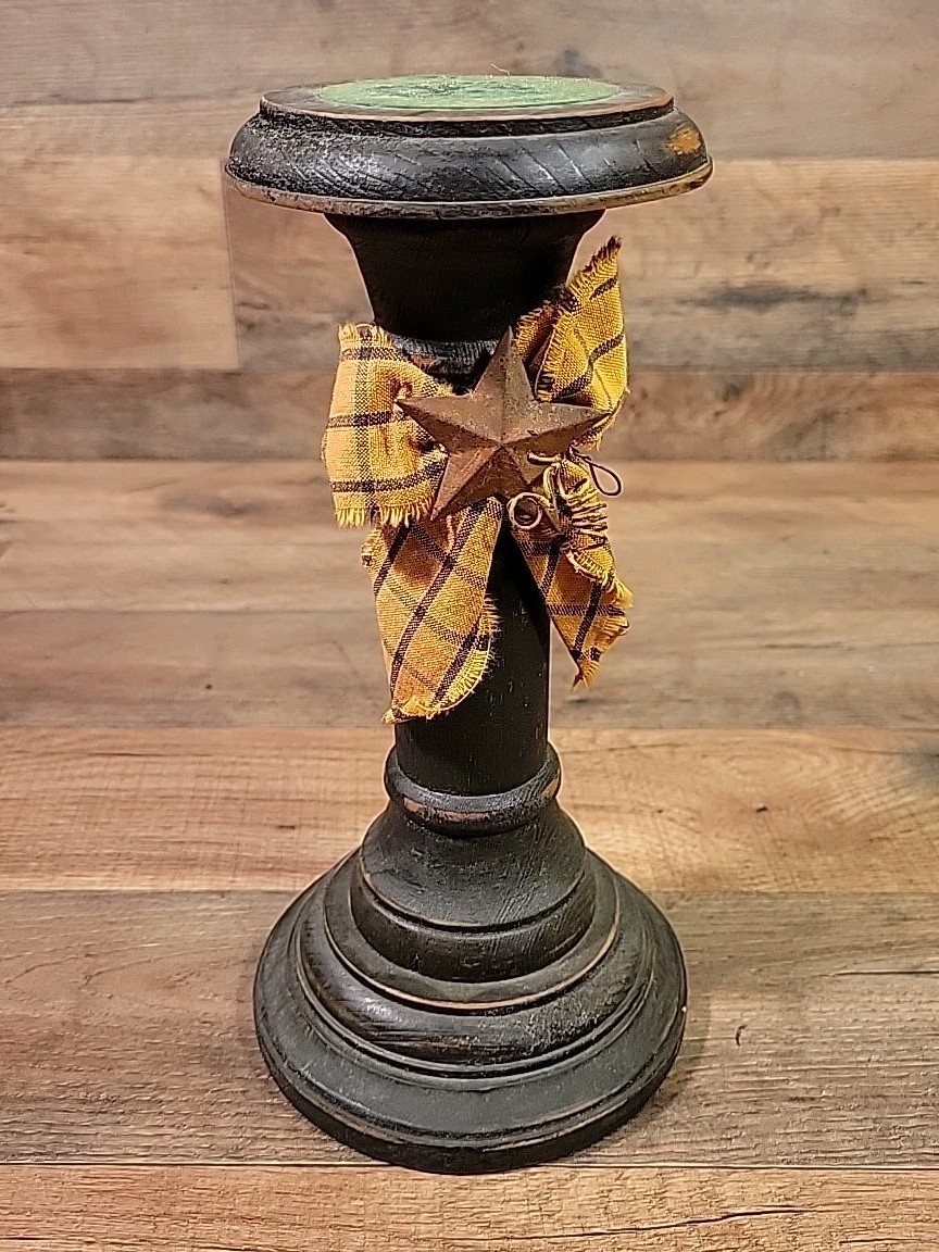 / Riser Felt Top Rustic Country Primitive.