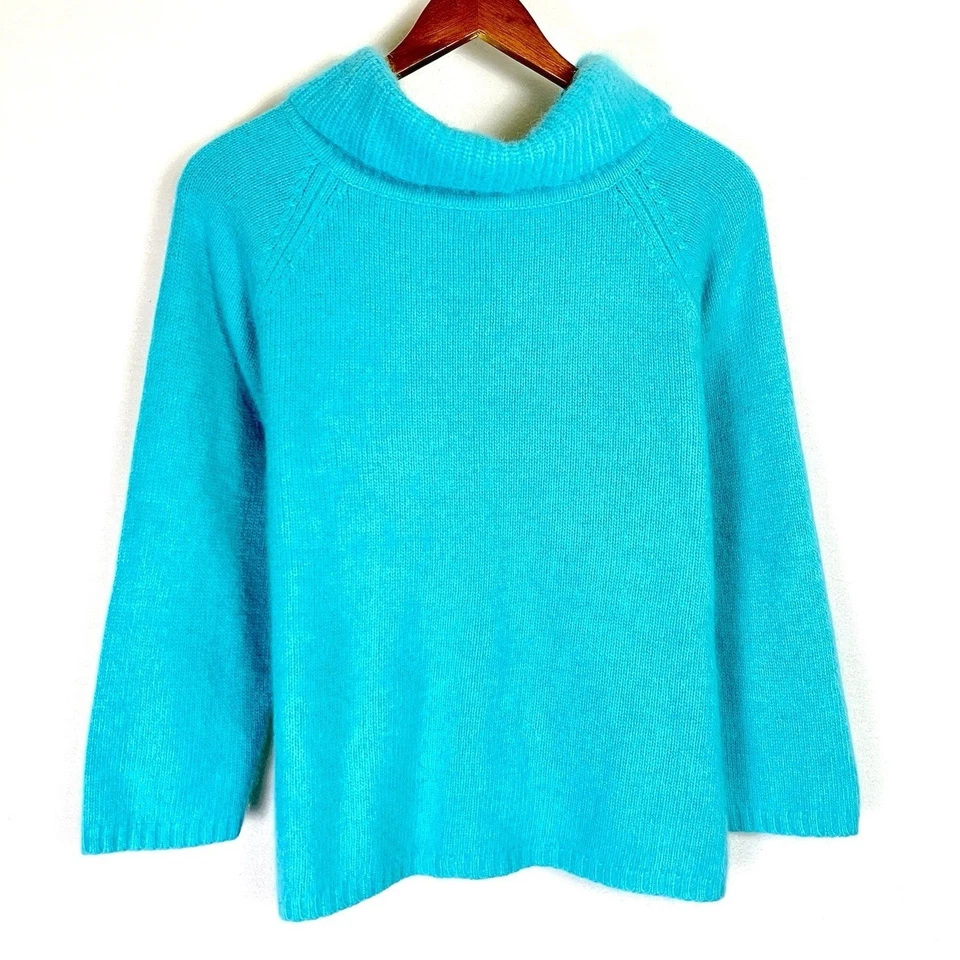 USADO UNA VEZ Rafaella Talla L Suéter Angora Conejo Cordero Lana Capucha/Cuello Tortuga Azul Foto 3 de 4