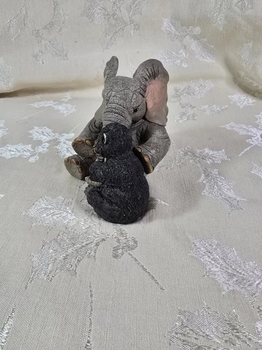 Tuskers Collectible 90875 Henry and Nguva the Gorilla "Don't Leave Me" 2001 - Picture 6 of 11