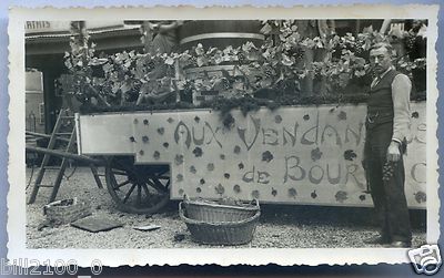 old photo. cavalcade . Vesoul . hotel de Cheval Blanc. E.Mary property.
