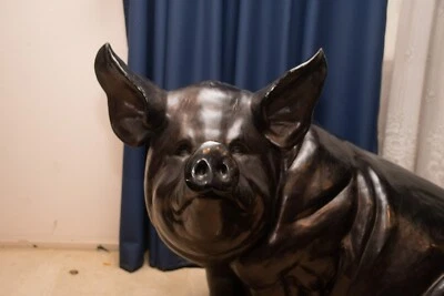 Large Sow Fibreglass (Pig) 35kgs dark bronze colour collectable - image 1 of 3