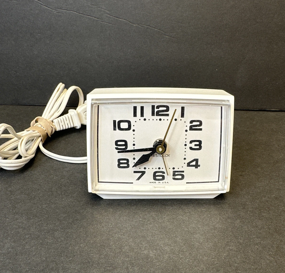 How Do You Set A Vintage Westclox Bold II Dialite Electric