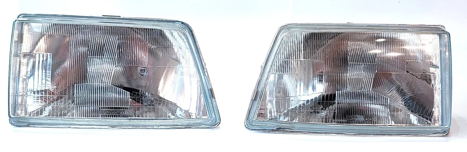 2x FEU FEUX PHARE AVANT GAUCHE DROITE pour PEUGEOT 205 I II 1983-1997 - Photo 1/4