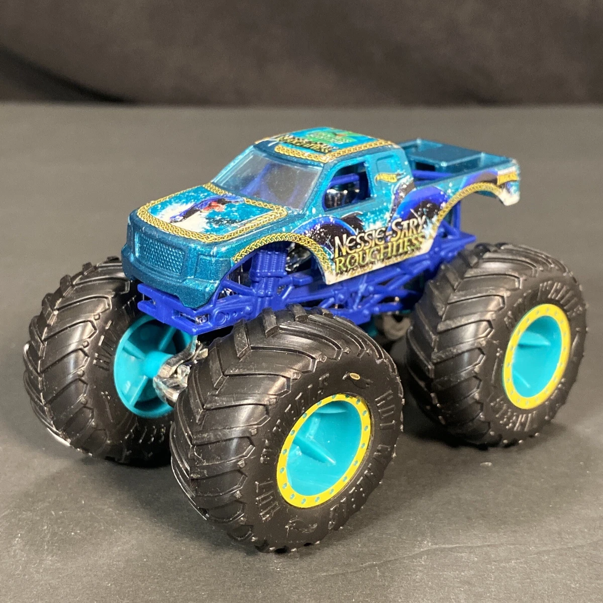 Hot wheels camiones monstruos sale