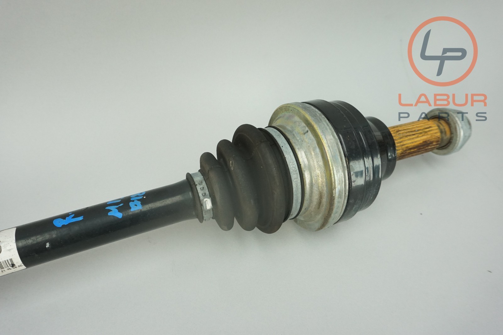 M139 05-07 Maserati Quattroporte Rear Right or Left Axle CV Half Shaft Z7053