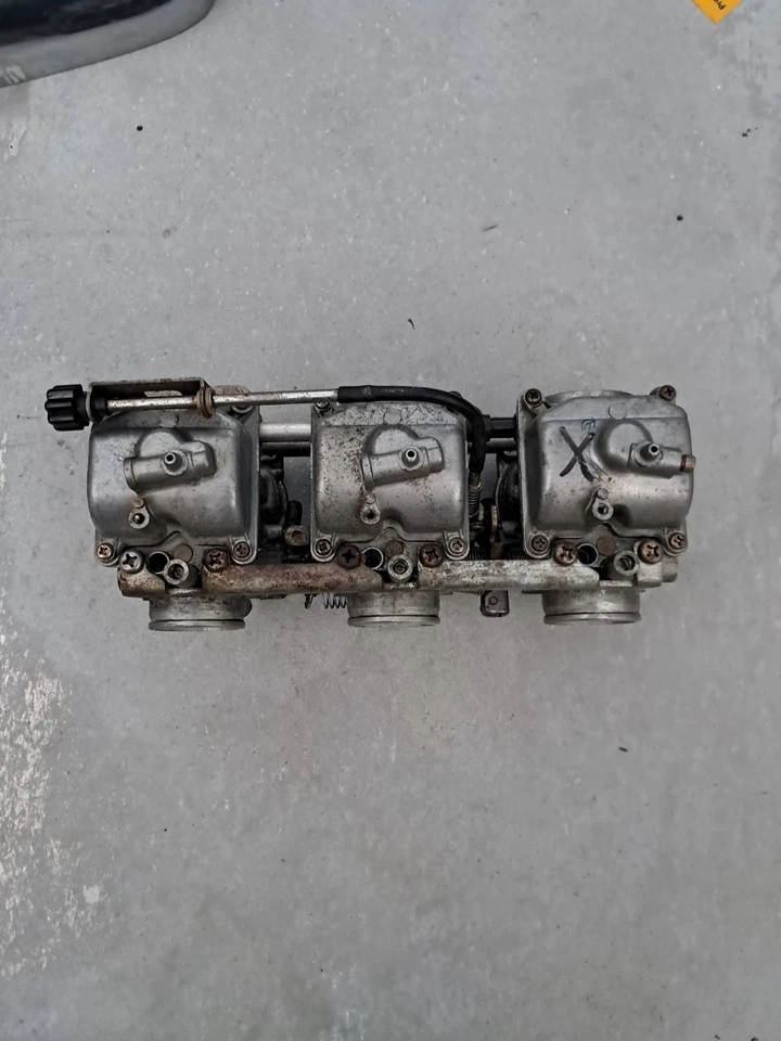 Carburadores 99-01 Triumph Legend TT 900 Foto 3 de 4