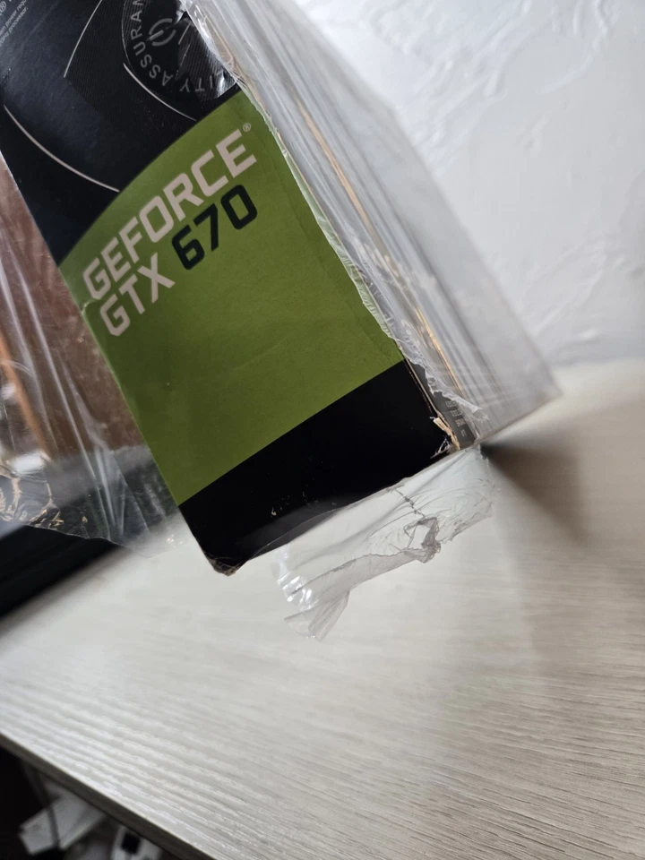 SEALED Vintage EVGA Geforce GTX 670 GDDR5 Graphics Card "SEE PHOTOS/DESCRIPTION" - Image 3 of 4