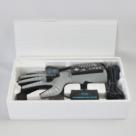 Nintendo Famicom PAX POWER GLOVE Boxed Family Computer Tested Ref 0379