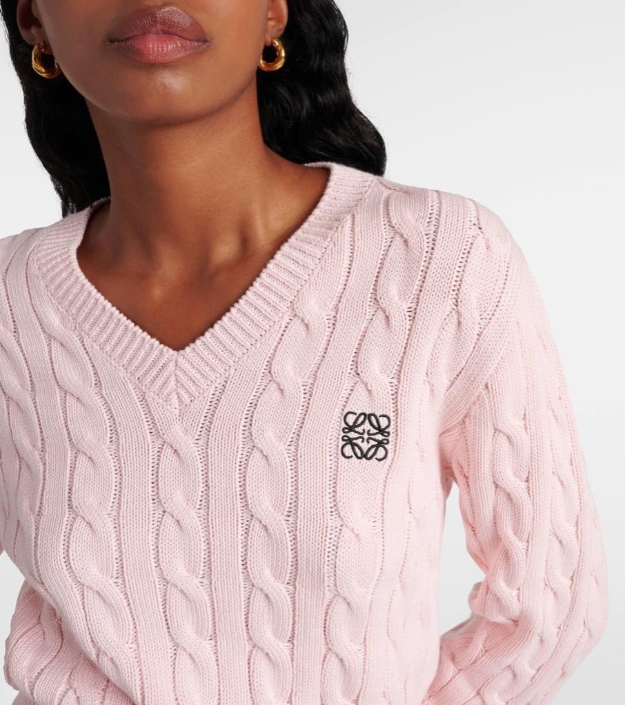 NWT LOEWE Baby Pink V-Neck Cable-Knit Cropped Sweater Size S | eBay