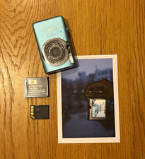 Canon IXUS 95 IS 10.0MP Compact Digital Camera 3x Zoom Blue/Silver w/Battery SD