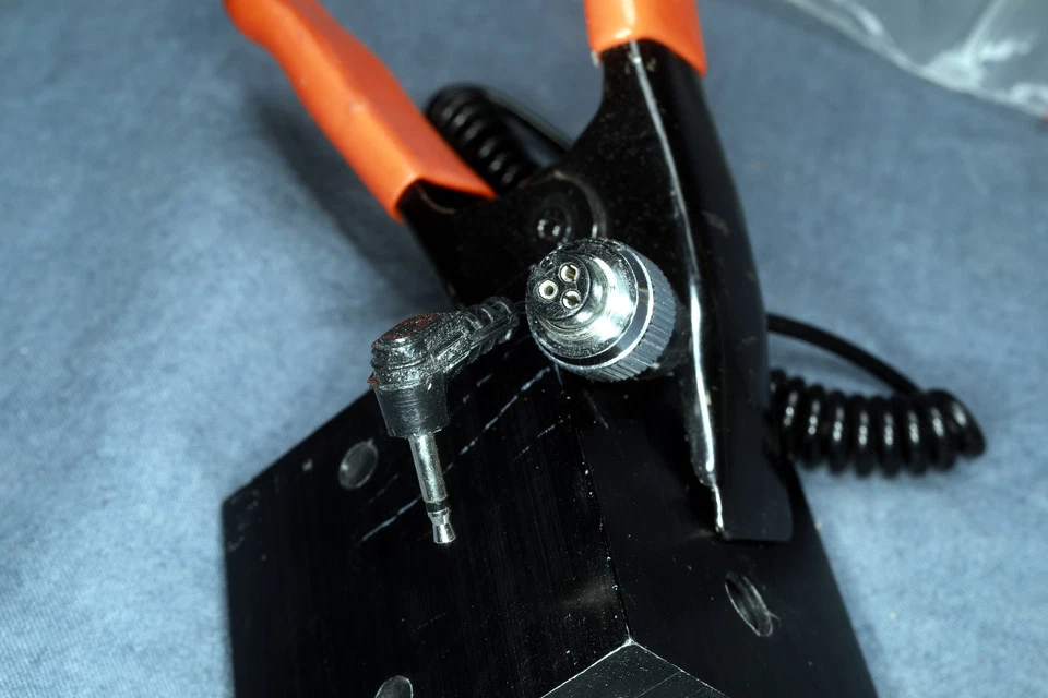 Quantum Radio Slave coiled cord P/N 451 for MD-2, MD-4, MD-12, MD-15, N8008s, - Image 4 of 4