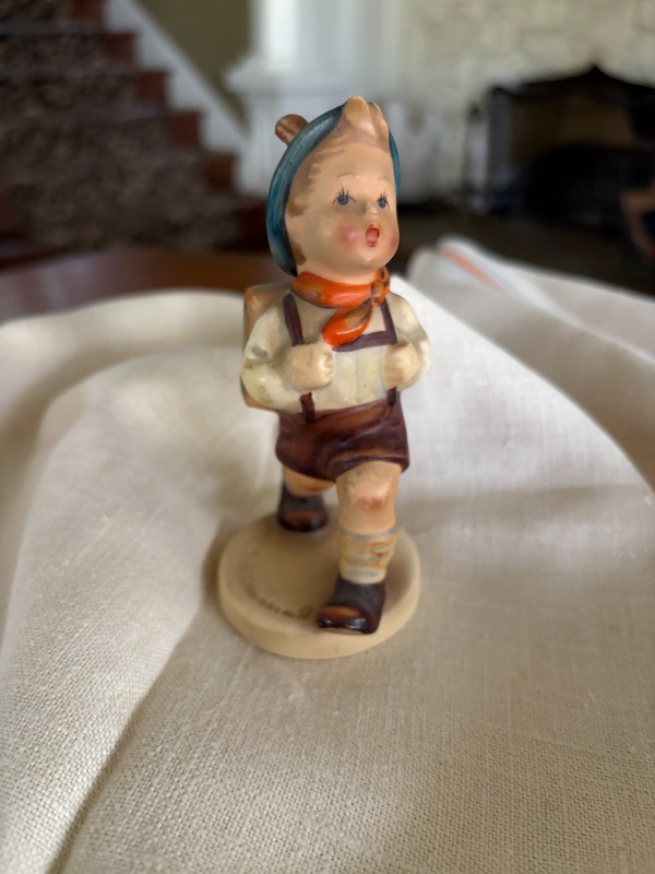 HUMMEL Vintage Figurine "School Boy"