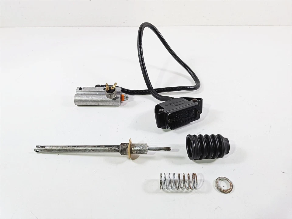 Harley Touring Electra Glide 1990 FLHTC cilindro maestro de freno trasero 41755-86 Foto 3 de 4