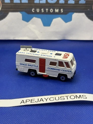 Matchbox Lesney NASA Tracking Vehicle Command Center Space Shuttle 1
