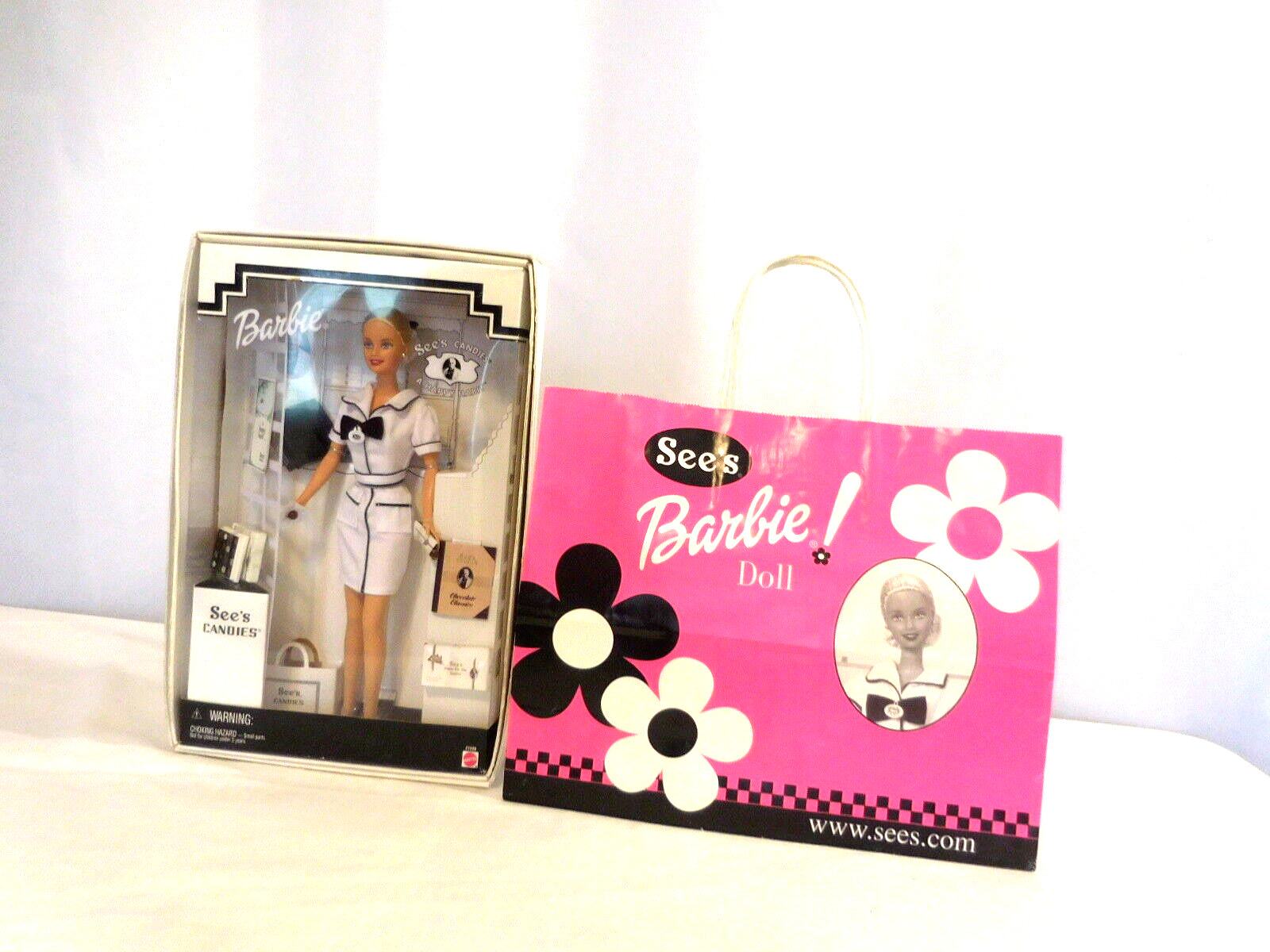 Barbie Collector 1999 Sees Candies " A Happy Habit " Very rare See's Pink Bag