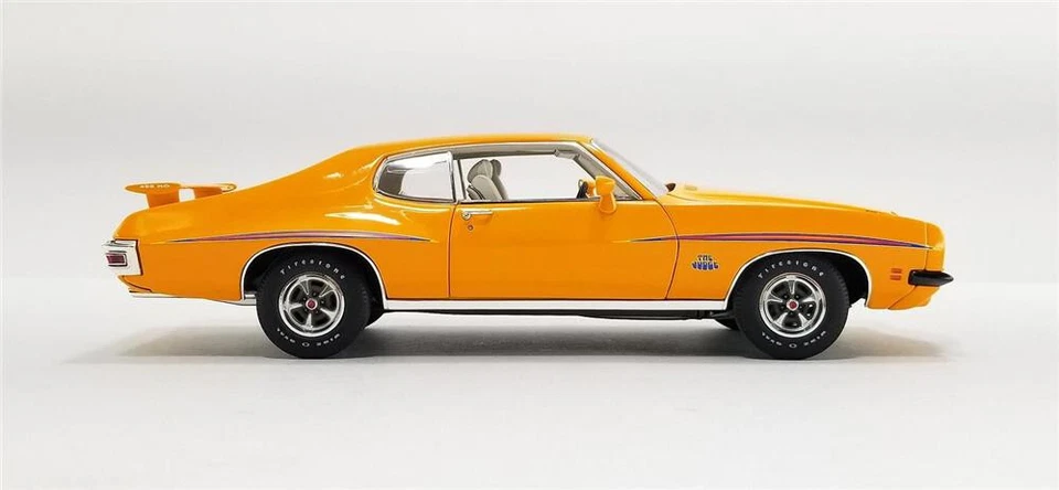 A1801224 1/18 PONTIAC GTO JUDGE COUPE 1971 LAST RAM AIR MADE YELLOW - Photo 3/4
