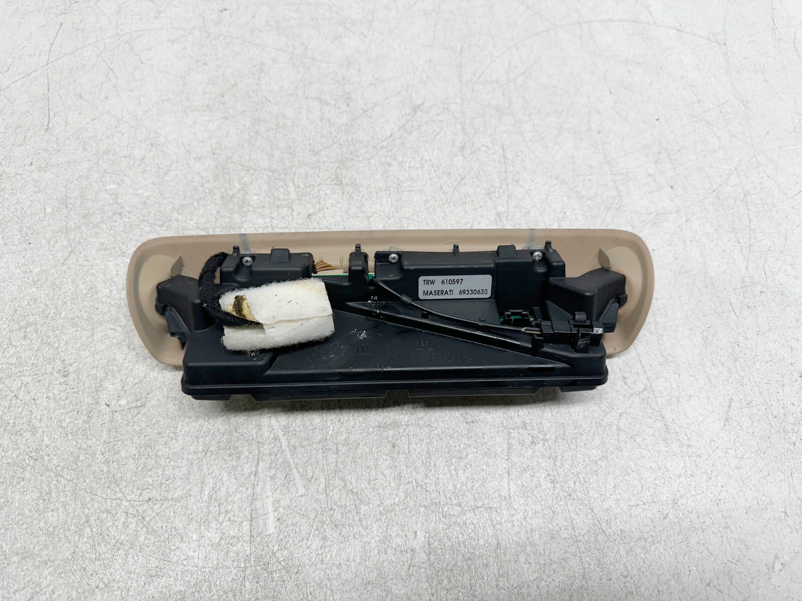 H411201 2004-2008 Maserati Quattroporte M139 Front Upper Roof Switch Control