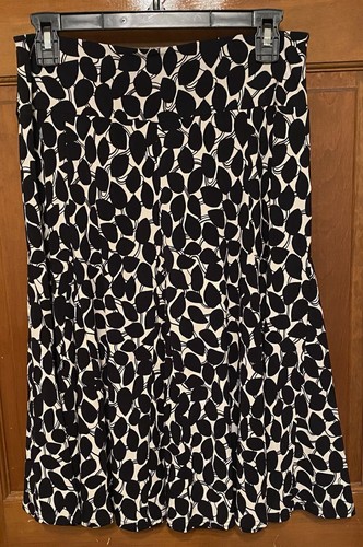 Apt 9 Black & White Floral Print Skirt Size Small