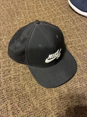 Nike SB Perforated Aerobill Snapback Mesh Hat Black 2014 vintage teal tag