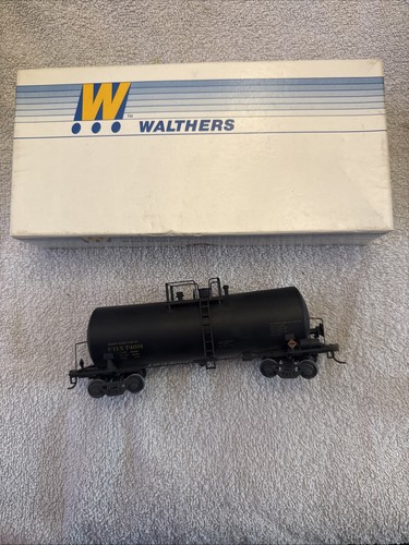 Coche cisterna Walthers 40’ UTLX 74601 muy buen estado en caja ref U85 | Zustand: Used
