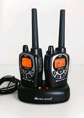 Midland GXT1000 XTRA Talk GXT1000G Walkie Talkies w/Charging Dock & Clips