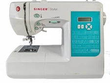 Singer (NEEDS REPAIR) Vietnam Stylist 7258 Computerized Sewing Machine 100Stitch