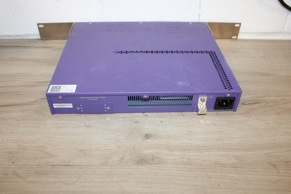 Extreme Networks Switch x440-G2-12P-10GE4 POE+ - Image 2 of 3