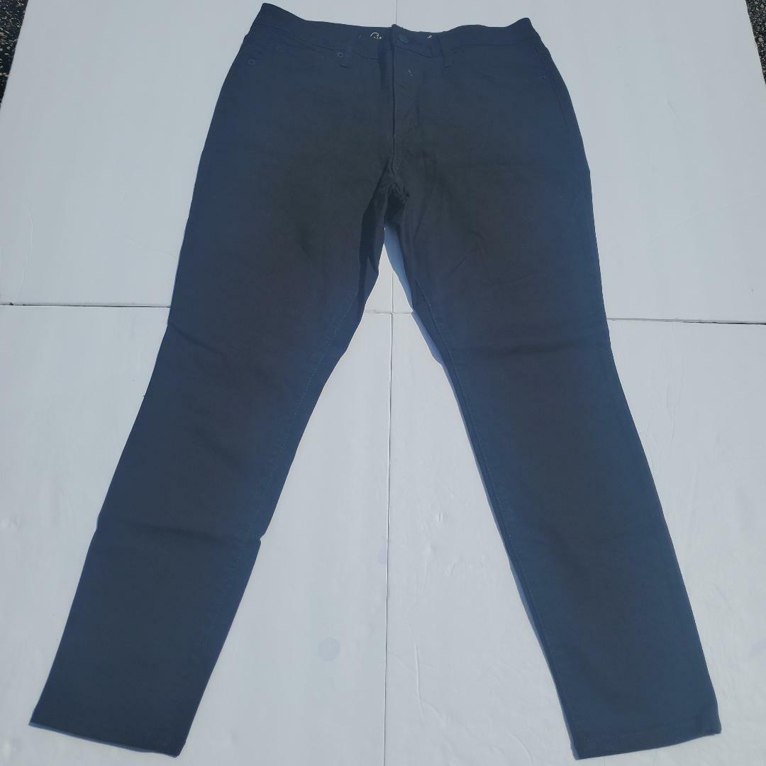 Foto 1 di 6